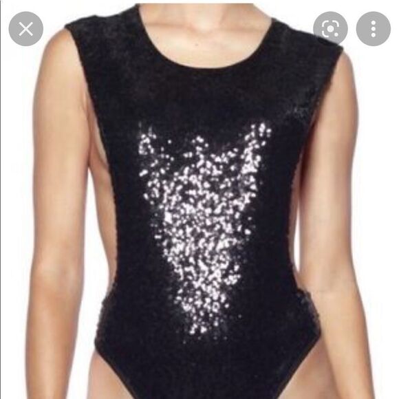 REHAB Revolve Sequins Peach Pink Blush Bodysuit NWT - Picture 3 of 9